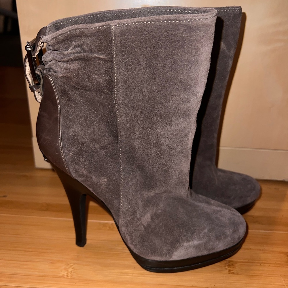 Michael Kors Grey/Taupe Suede High Heel Stiletto Booties Ankle Boots Leather 6M
